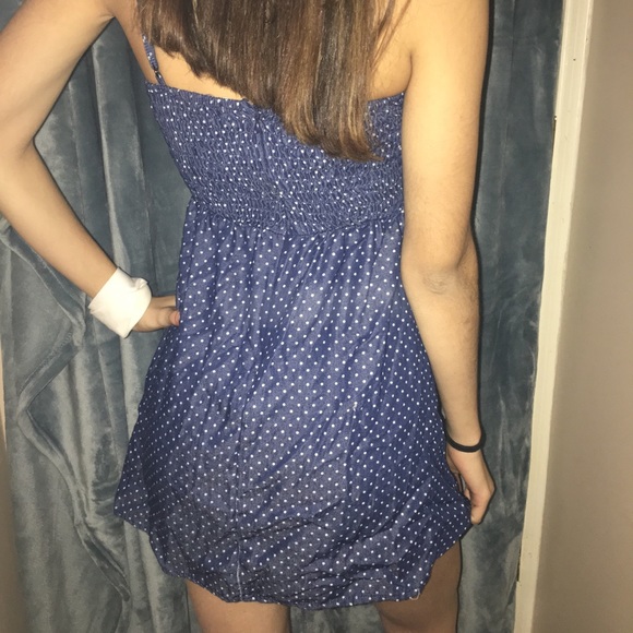 Dress - Picture 3 of 6